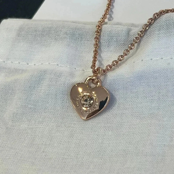 Earring and Necklace Set-Rose Gold** Limited Edition** - Picture 4 of 7